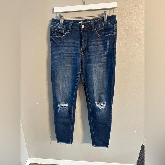 Buckle Denim - Kancan Distressed Skinny Jean